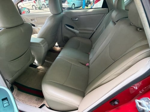 Prius 013 option 3ក្នុងលឿងអាចរំលស់បាន25ខេត្តក្រុង❤️99535361 តេលេក្រាម✅070535361