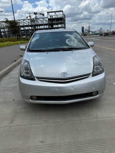 Prius 05 Full options ផ្លាកលេខភ្នំពេញ 2 -BI