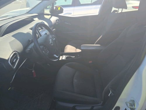 Prius Prime LE 2020 ធ្វើការកក់ទុកមុនបាន
