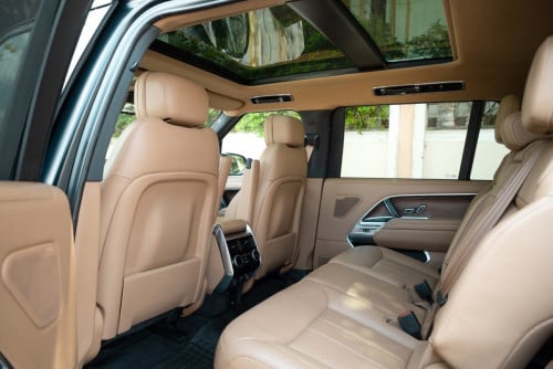 Range Rover Matte Black
