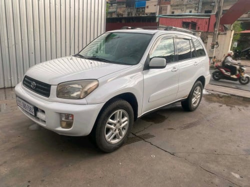 RAV4 02 ប៉ុង1ម្ចាស់ដើម 9250$មិនកាត់ថ្លៃទេ