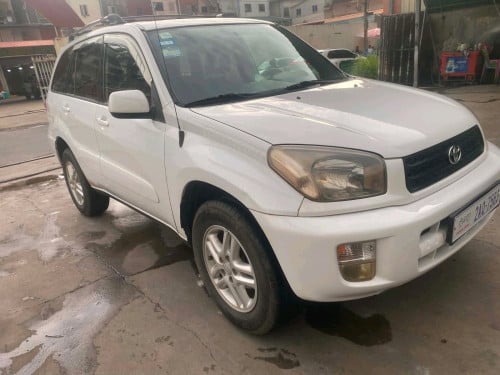 RAV4 02 ប៉ុង1ម្ចាស់ដើម 9250$មិនកាត់ថ្លៃទេ