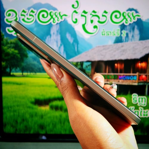 Realme GT 7Pro 5G ស្អាត99% (វៃដូរបាន)មានធានាច្បាស់លាស់ត្រឹមត្រូវ