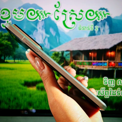 Realme GT 7Pro 5G ស្អាត99% (វៃដូរបាន)មានធានាច្បាស់លាស់ត្រឹមត្រូវ