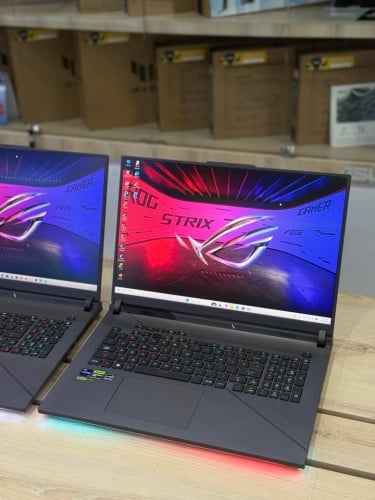 ROG Strix G18 i9