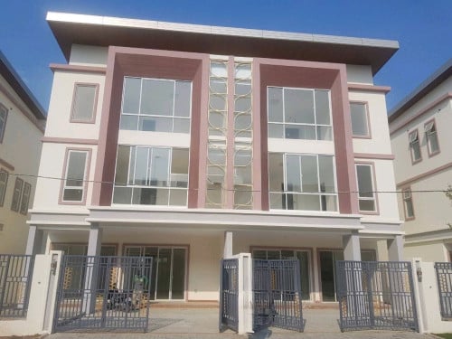 Sakurai Villa Orkide 6A