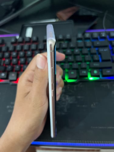 Samsung S10 Plus 5G នៅស្អាត 512G