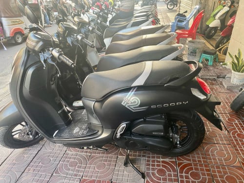 SCOOPY-I 2020 (ម៉ូតូក្រុមហ៊ុននៅស្អាត90%ខ្ចៅខ្ចងនៅសំណុំមួយជុំ)