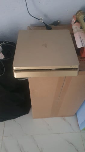 Sony PlayStation slim 4 memory 1000g
