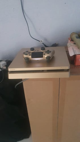 Sony PlayStation slim 4 memory 1000g