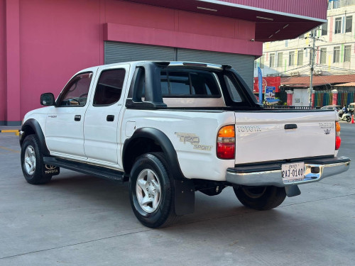 Tacoma 03 ប៉ុង2