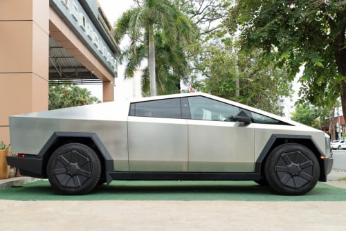 Tesla Cyberbeast