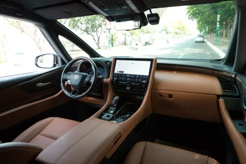 Toyota Alphard 2024