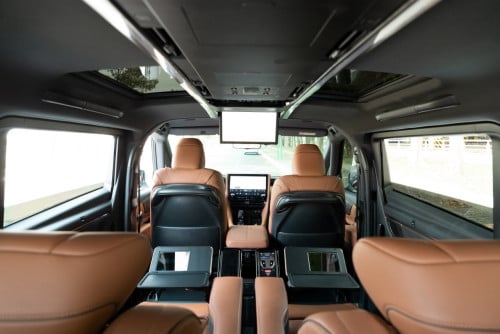 Toyota Alphard 2024
