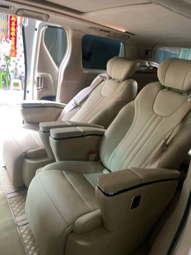 Toyota Alphard VIP សម្រាប់ជួល
