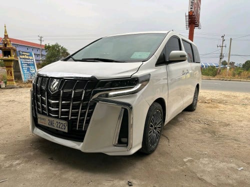 Toyota Alphard VIP សម្រាប់ជួល