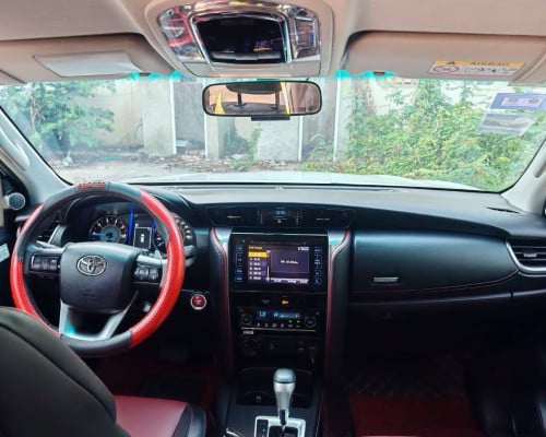 Toyota Fortuner TRD 2020