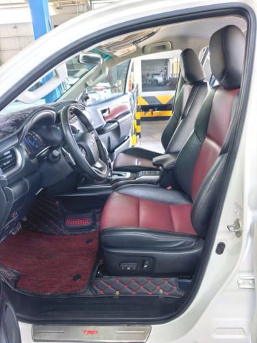 TOYOTA  FORTUNER  TRD 2020🎉ធានាឡានអត់បុកអត់ប៉ះ 🎉ធានាទឹកថ្នាំហ្សុីនមួយជុំ (សូម្បីតែកាង)🎉