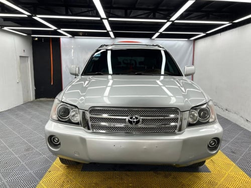 Toyota Highlander ឆ្នាំ2002 ម៉ាស៊ីន4 ប៉ុង1 បង់រំលោះ25ខេត្តក្រុង
