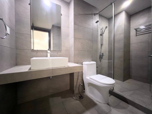Urban Village Phase 1 | Condo for Rent