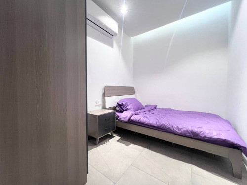 Urban Village Phase 1 | Condo for Rent