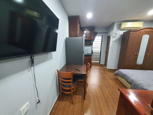 Western Studio apartment Elevator Russian Market