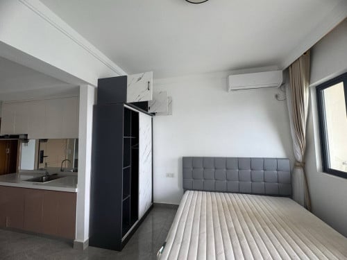 Yuetai Phnom Penh Harbour Condo The rental fee is $320/ per month Riverside view