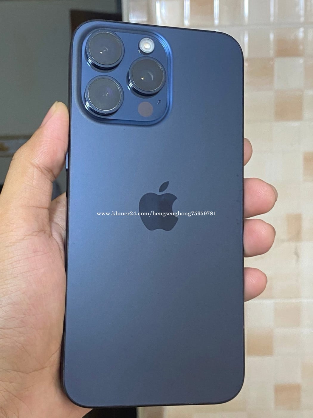15Pro Max សំណុំហ្សីនណែន 98% LLA 256gb