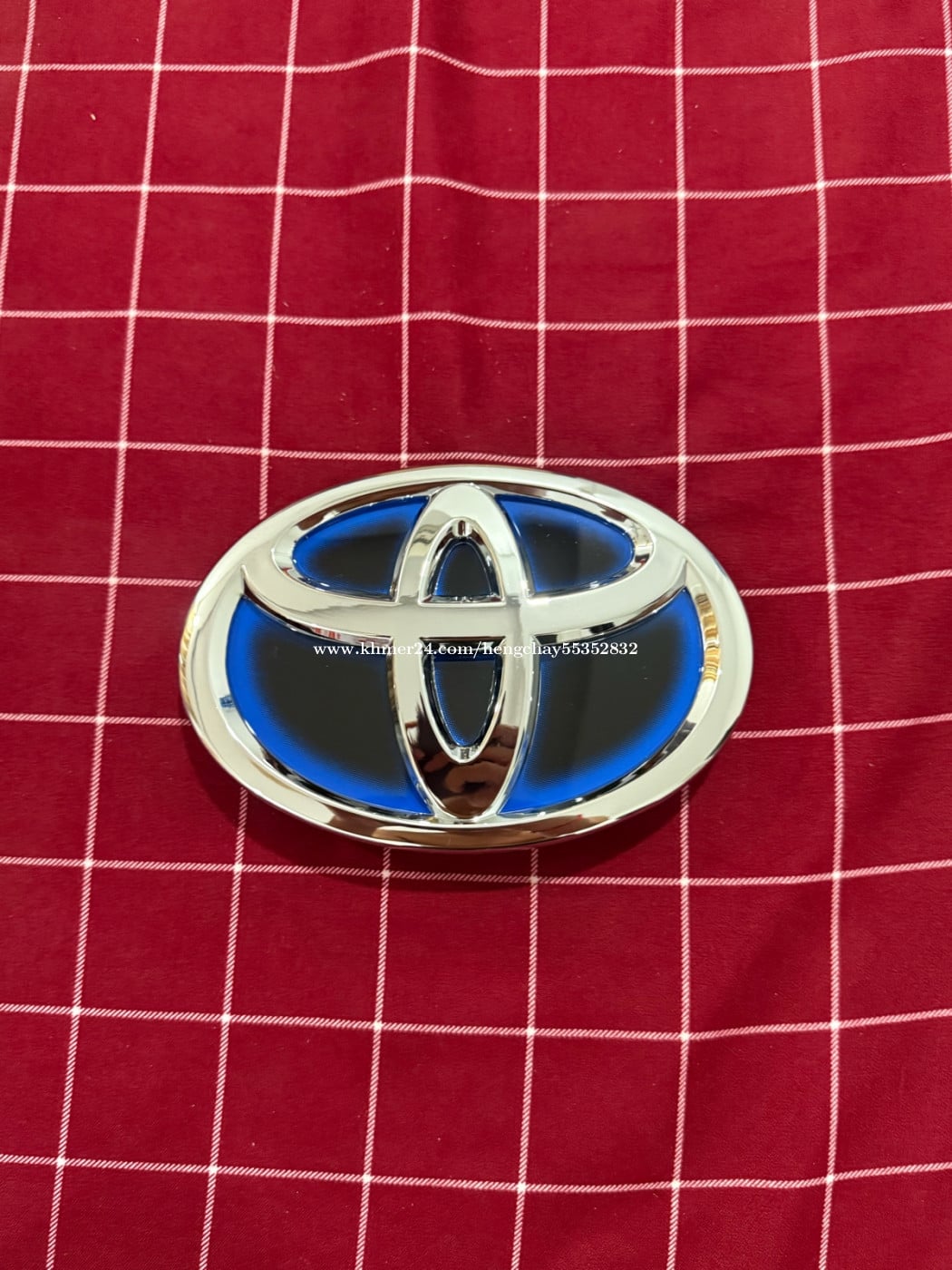គ្រឿងព្រូស Logo 5$ , ប៉ូស៊ី 4 គ្រាប់ 18$ , តែម hybrid 2.5$