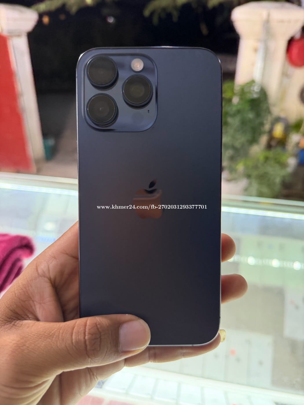 IPhone 15 Pro Max CH/A សុីម2 256GB