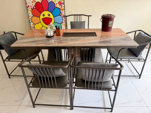 Dinning table