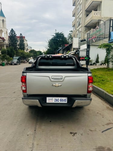 ឡានលក់