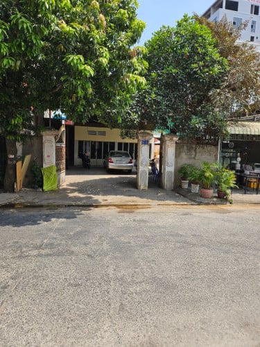 ដីជួល