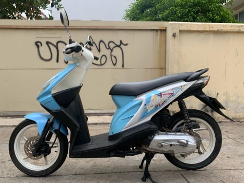 ម៉ូតូលក់
