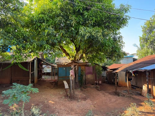 ដីលក់បន្ទាន់