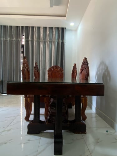 តុកបាយ ប្រភេទឈើបេង (កៅអី៥គ្រាប់ឈើបេង)