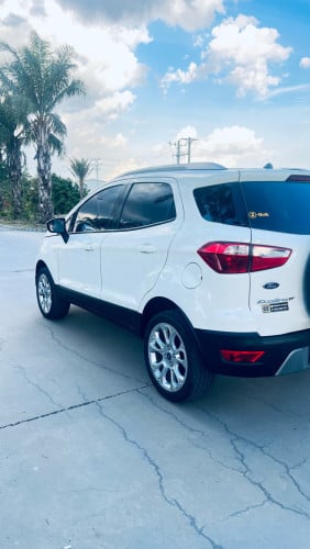 រថយន្តខ្លាញ់គោ1ទឹក Ecosport year 020 មហាថ្មីទឹកថ្នាំហ្សុិទាំងអស់ម៉ាសុិនប្រអប់លេខគ្រឿងក្រោម ល្អ