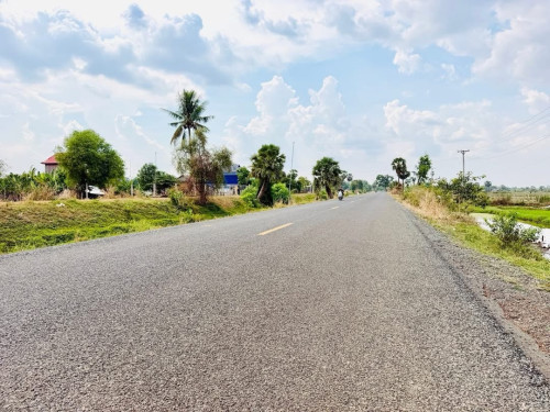 ដីលក់លើផ្លូវ141(ផ្លូវរដ្ឋ40ម៉ែត)