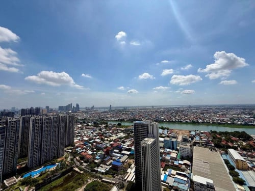 ប្រភេទ2Bedroom ជាន់ខ្ពស់បែរទៅទន្លេរកោះពេជ្រ  ទិញភ្លាម ចូលនៅភ្លាម