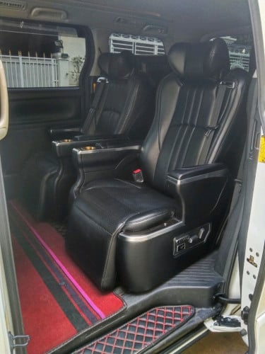ឡានសាង Alphard 012 color white v4 pon1 ទ្វាអូតូ2 កៅអីម៉ាស្សា VIP plate កម្ពុជា ឈេា្មះម្ចាស់ដេីម