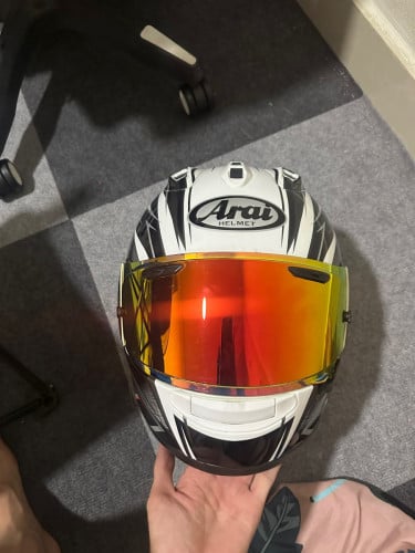 មួក Arai Rx7 ថ្មី99%ពាក់បានពីដង