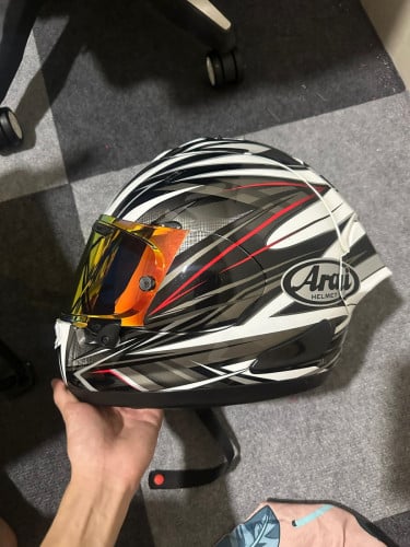 មួក Arai Rx7 ថ្មី99%ពាក់បានពីដង