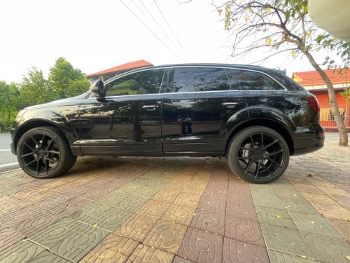 ចង់លក់ឡានAudi Q7 S-line 2007ម៉ាស៊ីនម៉ាស៊ុត ឡានជិះធ្វើការ