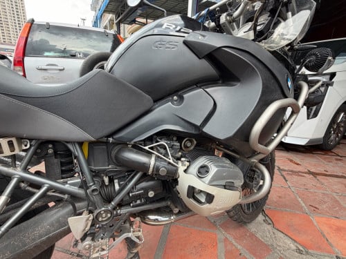 ម៉ូតូលក់BMW GSឆ្នាំឆ្នាំ2013លក់5500$
