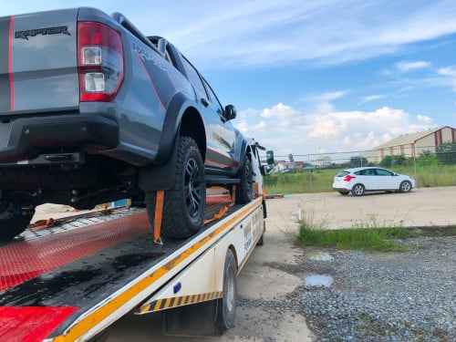 សេវាកម្មជួលឡានដឹកឡាន-Car Carrier Service