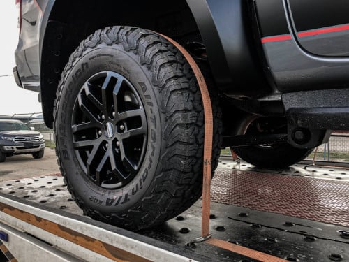 សេវាកម្មជួលឡានដឹកឡាន-Car Carrier Service