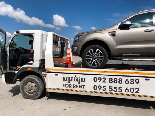 សេវាកម្មជួលឡានដឹកឡាន-Car Carrier Service