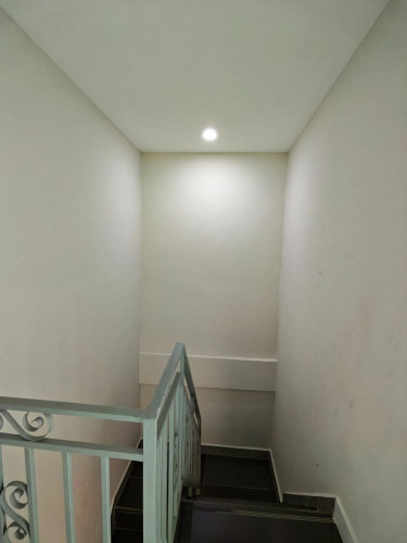 ផ្ទះល្វែងសំរាប់លក់ ឬជួល | Flat House for sale or rent