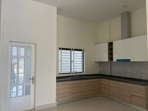ផ្ទះអាជីវកម្មសម្រាប់ជួល| For Rent បុរីប៉េងហួតបឹងស្នោរ Eco Sunrise