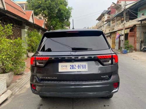 ឡានFord Everestឆាំ្ន2023
